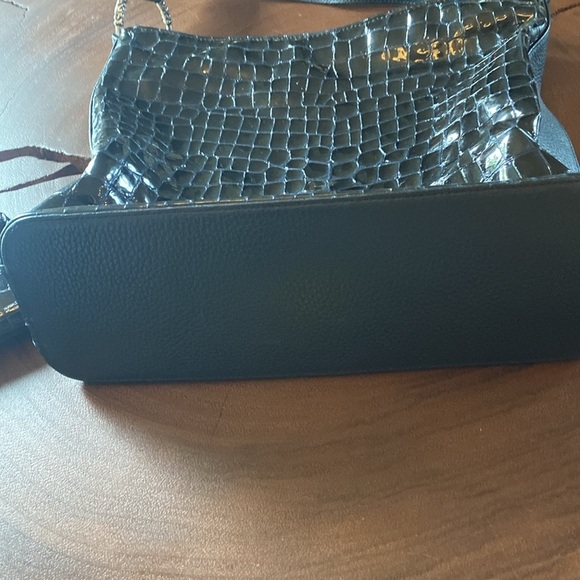 Brighton CHER Croc Patent Leather Black Shoulder Bag AND matching Wallet - Picture 7 of 15